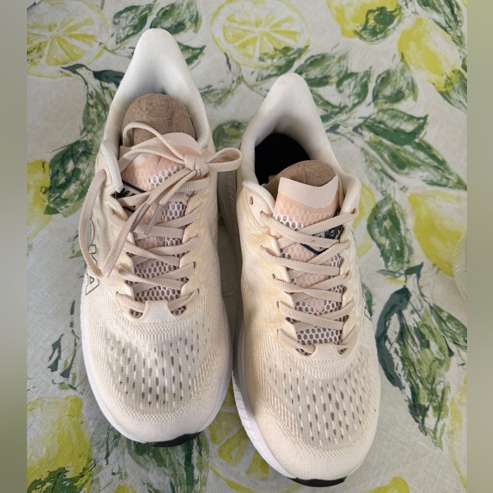 Hoka Sneakers